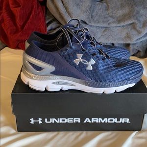 Under Armour speedform Gemini 2- size 11- navy